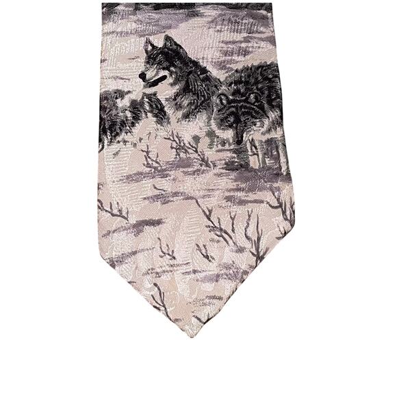 Endangered Species Silk Tie, Made in USA, Wolves, Wolf Tie, 55" - Picture 1 of 8